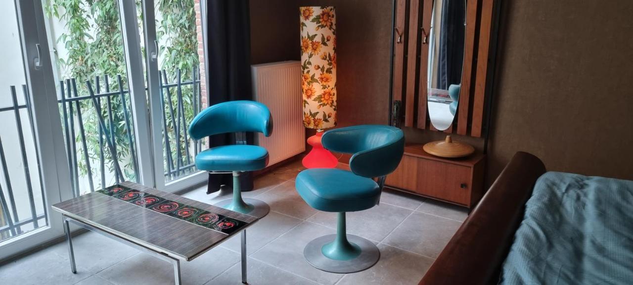 Logies La Chevre Folle - Lodging & Cooking In Style With Shared Kitchen Oostende Ngoại thất bức ảnh